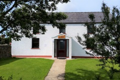 Caldey House Holiday Cottage - Front